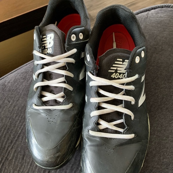 New Balance Mens Football Cleats Size 10.5. Cleats. Mens. New Balance Shoes. - Picture 2 of 3